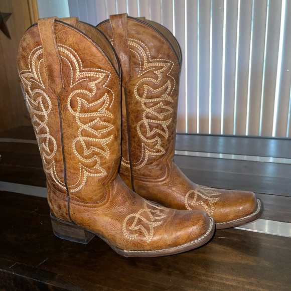 Brown Western Cowboy Boots - Picture 3 of 3